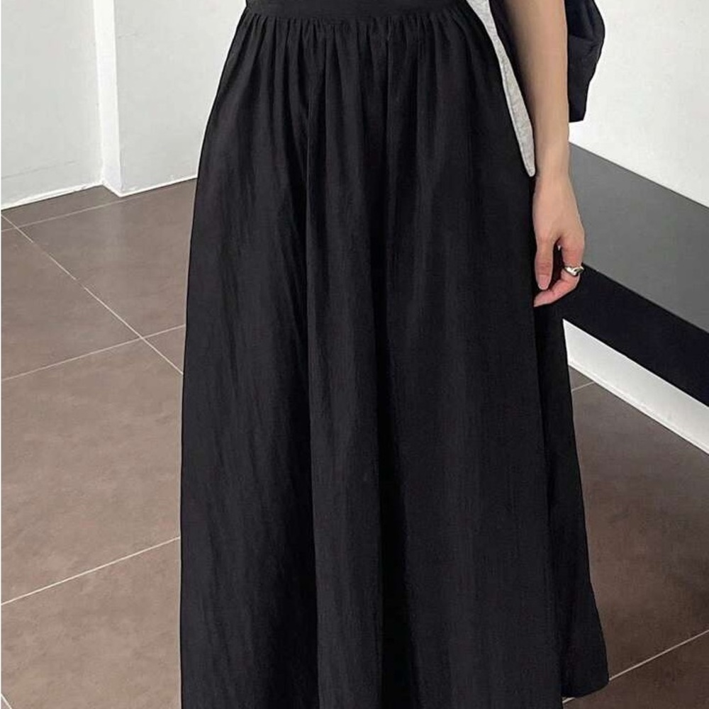 Dazy Umbrella Midi Skirt